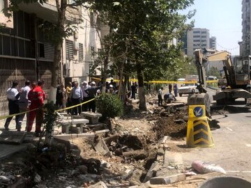 استقرار تانکرهای آبرسانی در منطقه تجریش تهران